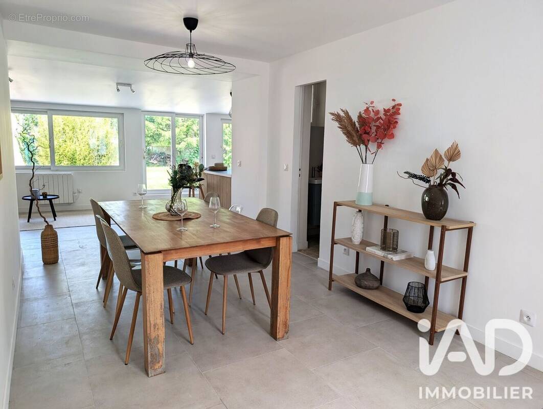 Photo 1 - Maison à CUISE-LA-MOTTE