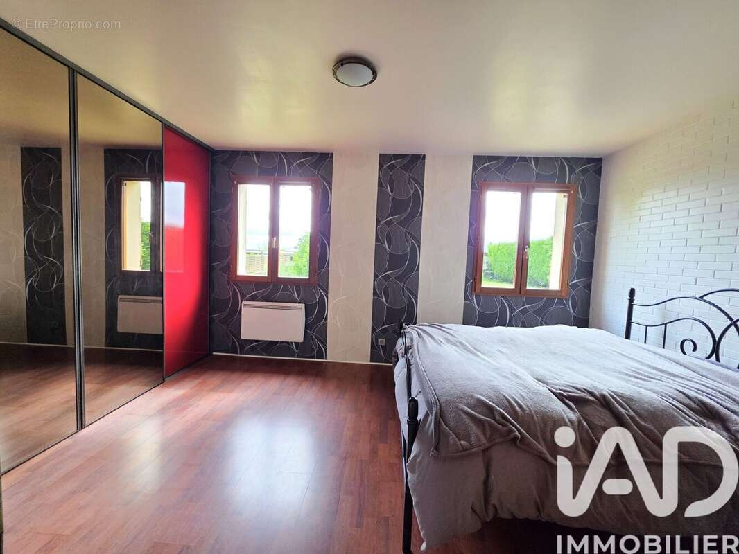 Maison 150 m² à Mondonville-Saint-Jean  - photo 8
