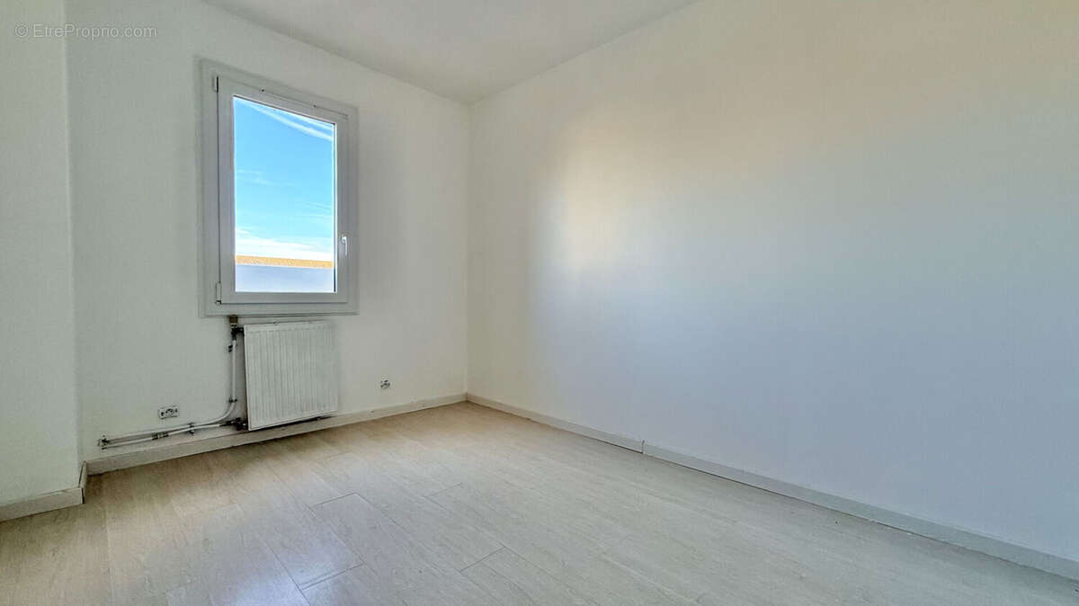 Maison à SAINT-PIERRE-DU-PERRAY