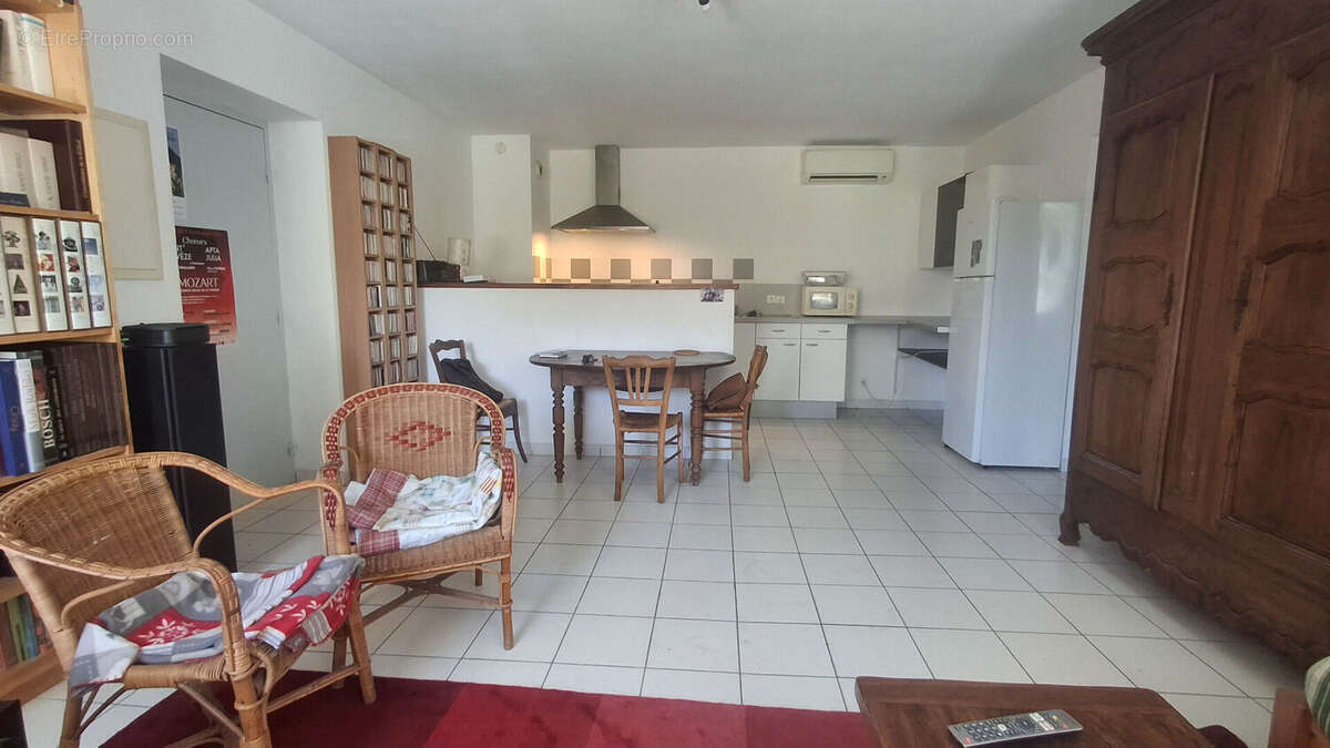 Exclusivité - St Paul 3 Châteaux, Appartement  de  87m², 3 ch. dans résidence avec piscine - photo 9