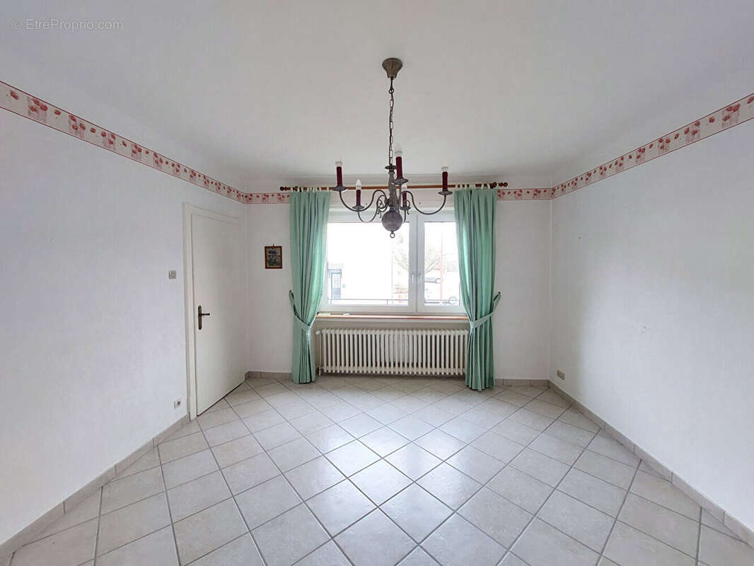 Maison à TETING-SUR-NIED