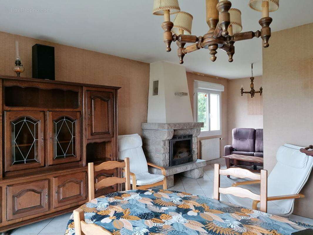 Maison à JOSSELIN