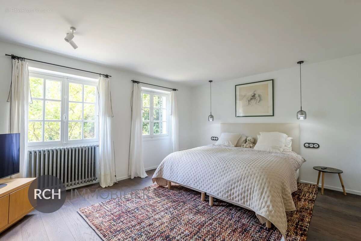 Maison à MONTFORT-L'AMAURY