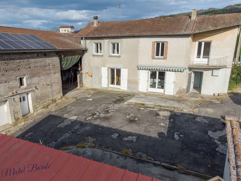 Dpt Rhône (69), à vendre AVEIZE,  Ferme, 4 chambres et nombreuses dépendances - photo 6