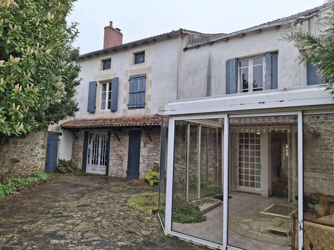 Maison à GOUEX