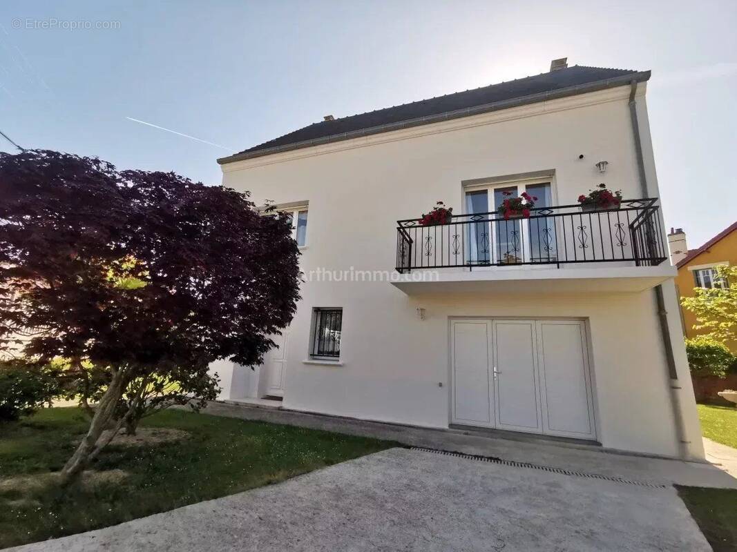 Maison à GOURNAY-SUR-MARNE
