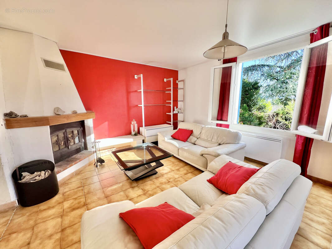 Maison à SAINT-MICHEL-L'OBSERVATOIRE