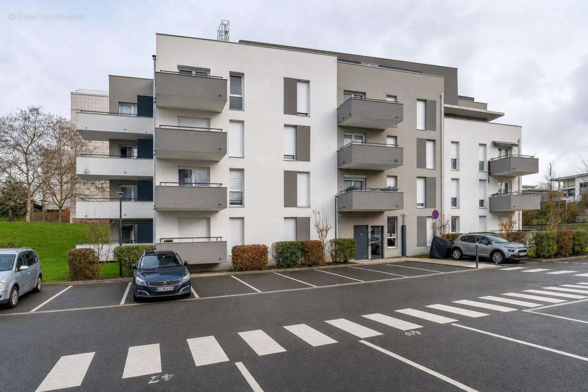 Appartement à SAINT-OUEN-L'AUMONE