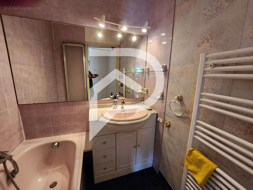 Appartement à FREJUS