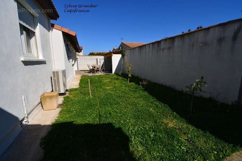 Maison à SAINT-VICTORET