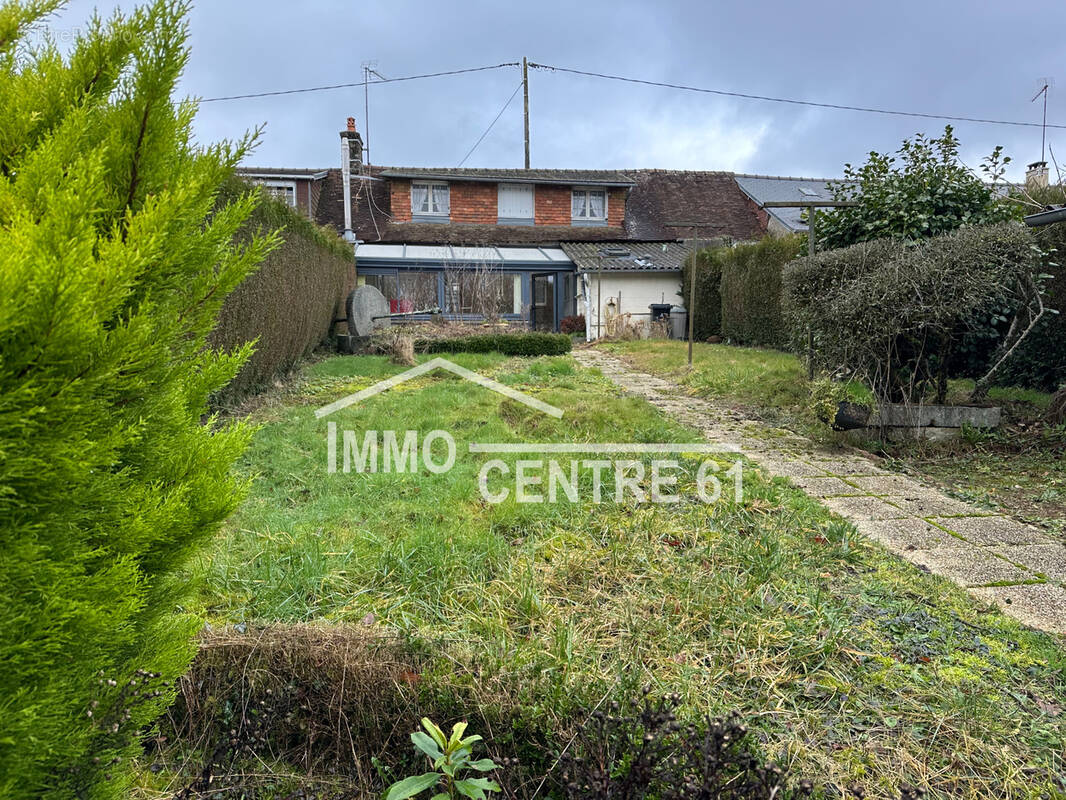 Maison à LA FERTE-MACE