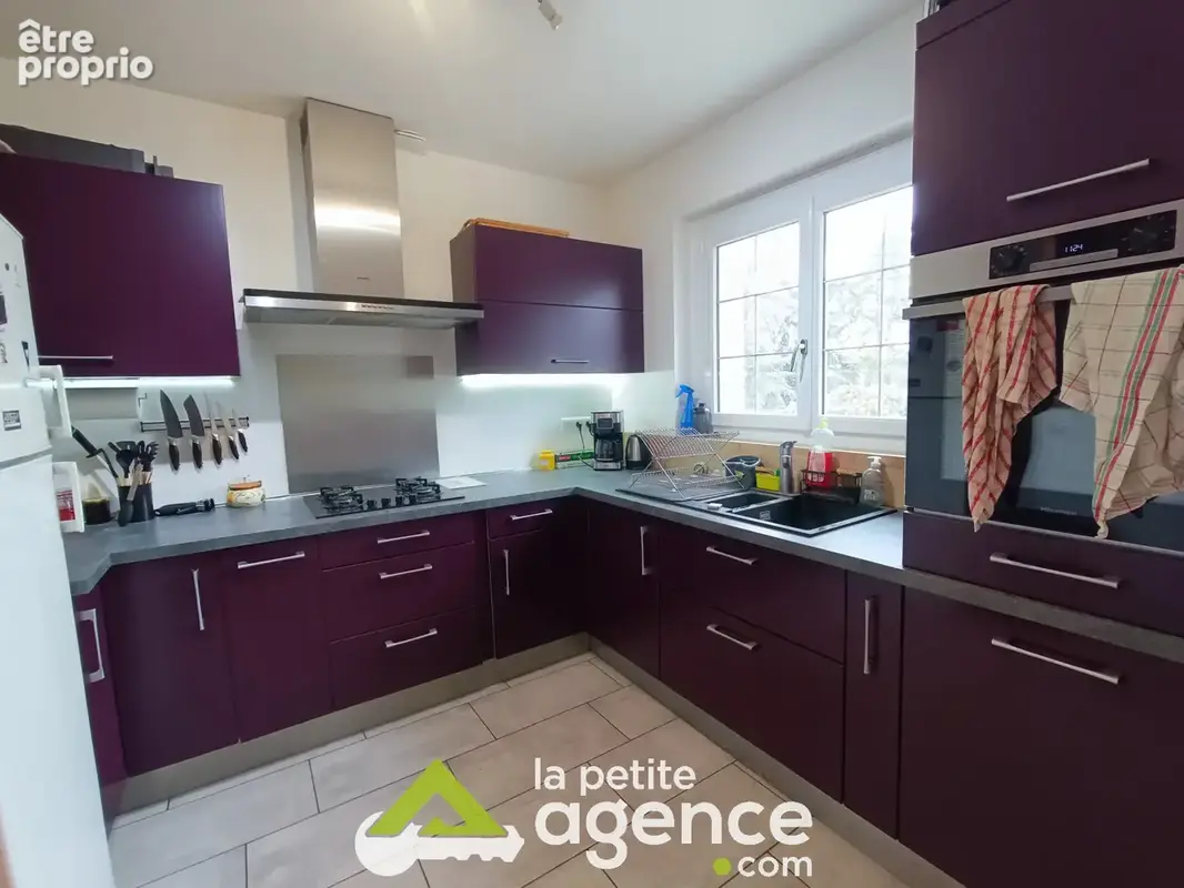 Maison 3 chambres sur près d'un hectare de terrain - photo 8