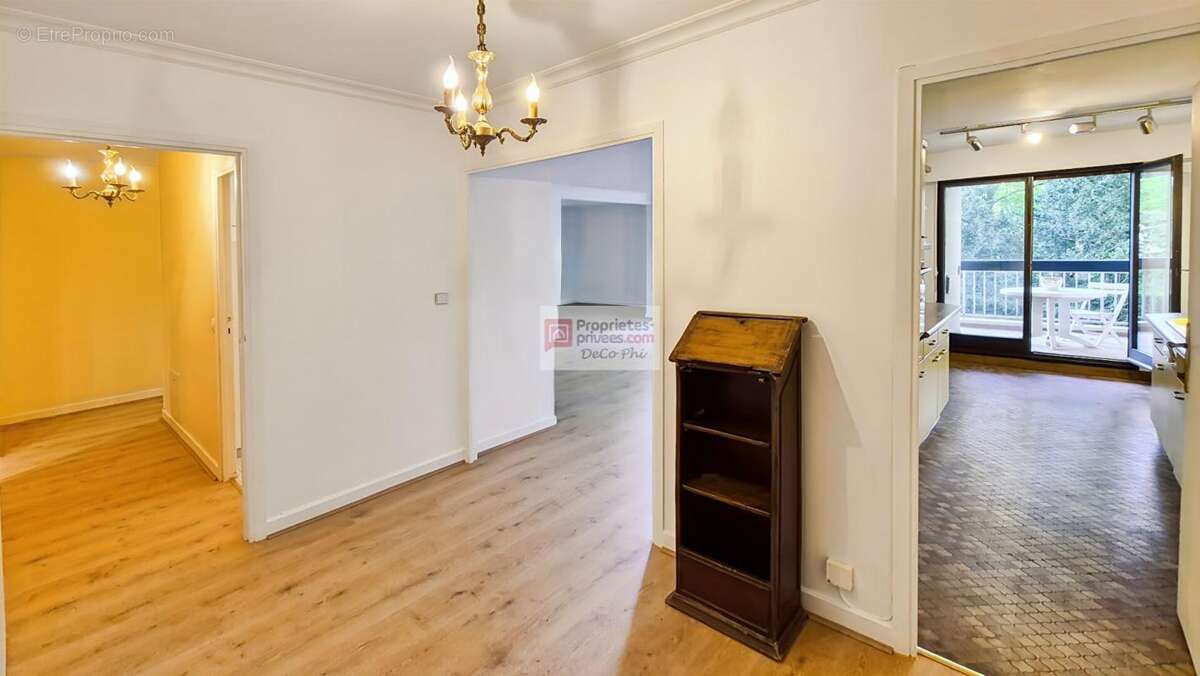 Appartement à VERSAILLES