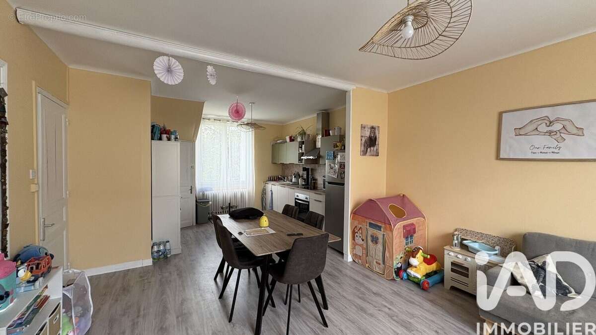 Photo 8 - Maison à CHATELLERAULT
