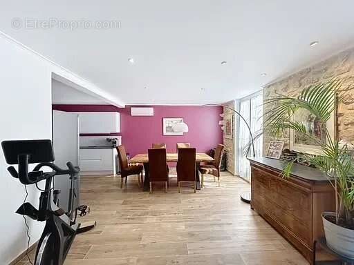 Appartement à LE CANNET