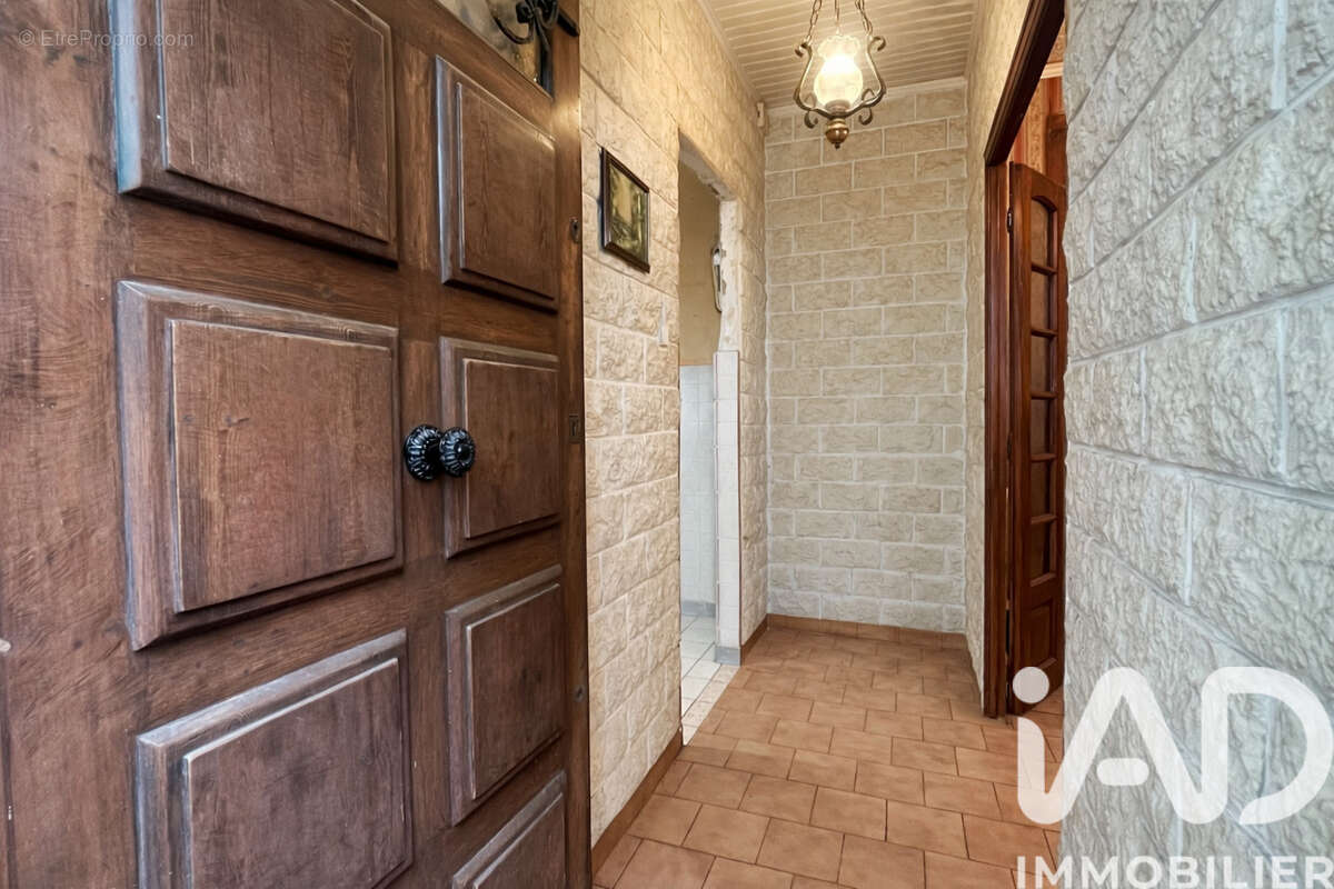 Photo 2 - Maison à MARSEILLE-15E