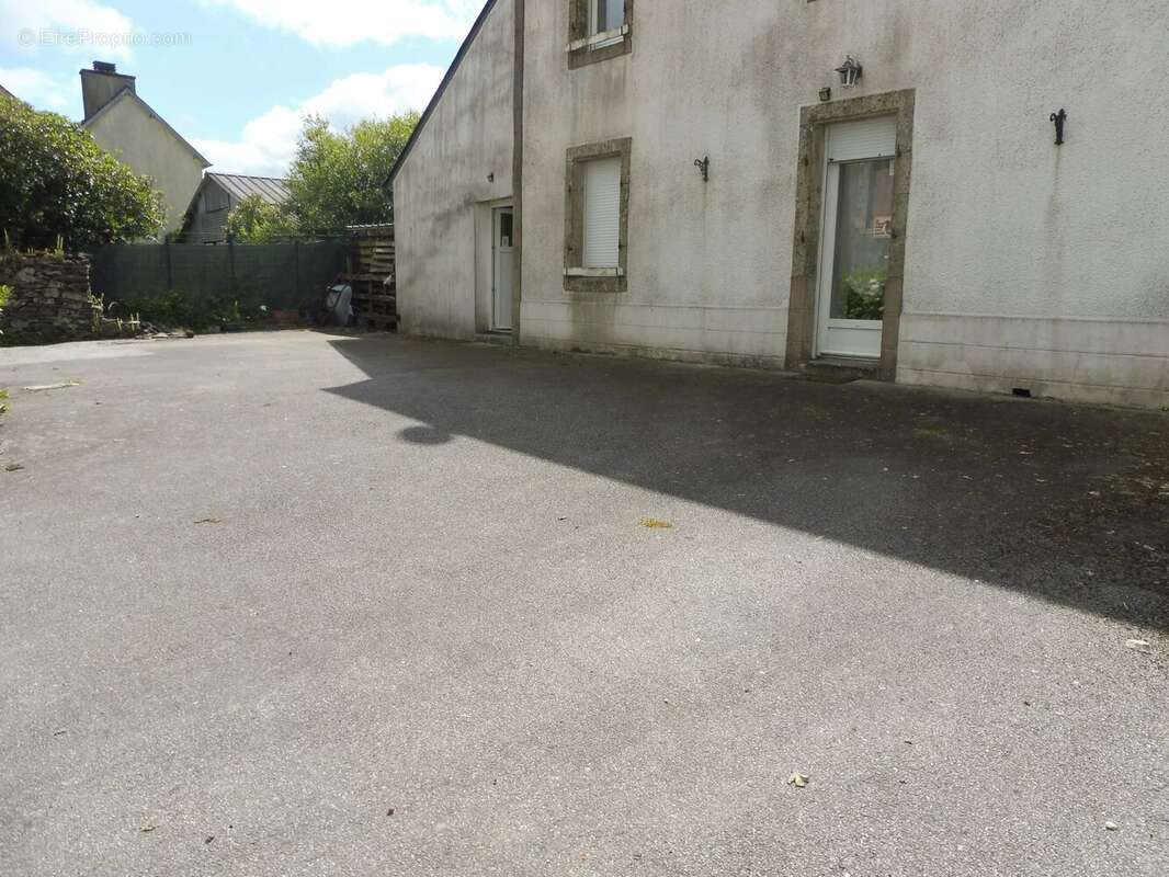 Maison à LAZ