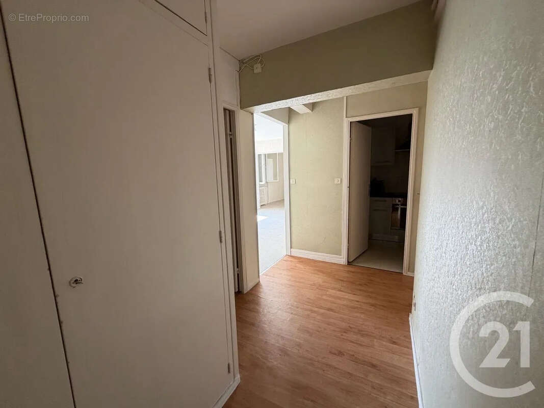 Appartement 70 m² à Chateaudun  - photo 7