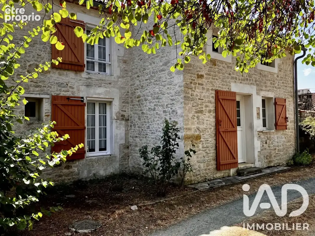 Photo 1 - Maison à LA BRETONNIERE-LA-CLAYE