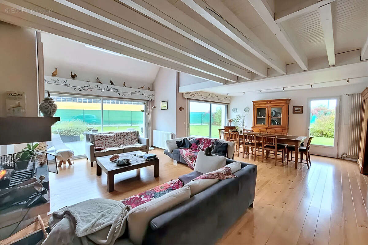 Maison à SAINT-FUSCIEN