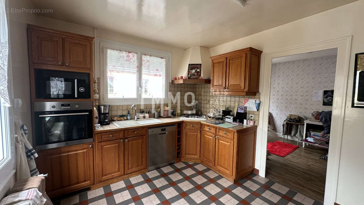 Maison à SAINT-CALAIS