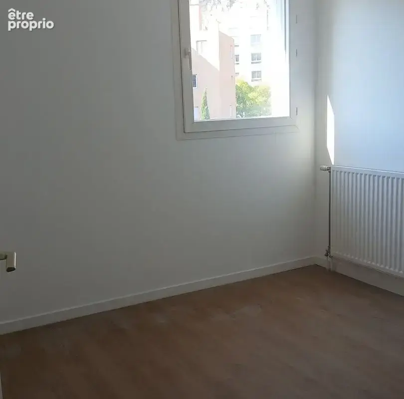 LE RENOIR E02520046L T4-250 000 € - photo 15