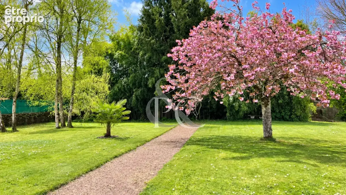 Maison de maître 160 m2 au coeur d'un parc paysager de 1 567 m² - photo 2