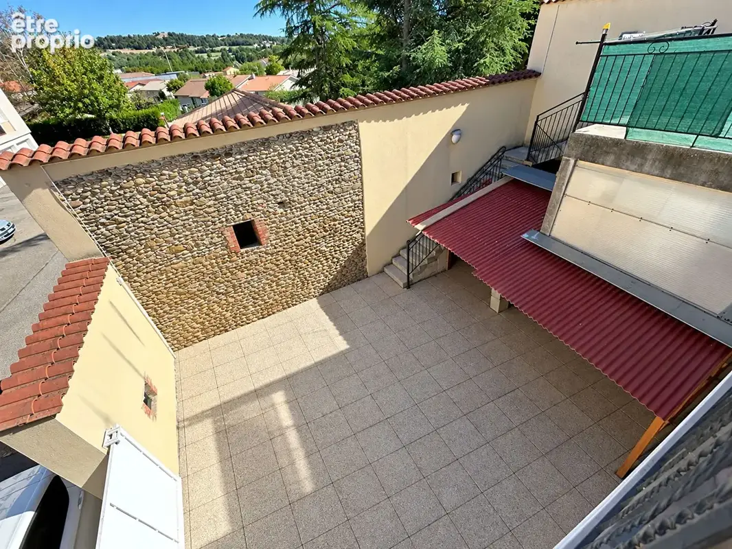 En EXCLUSIVITE !! Appartement 5 chambres, 27m2 de terrasse et 80m2 de cour interieur! - photo 9