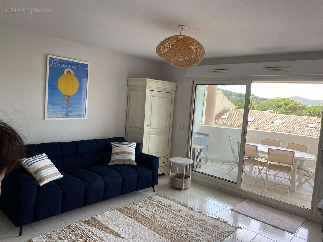 Centre du Lavandou résidence le Riviera studio cabine piscine parking - photo 6