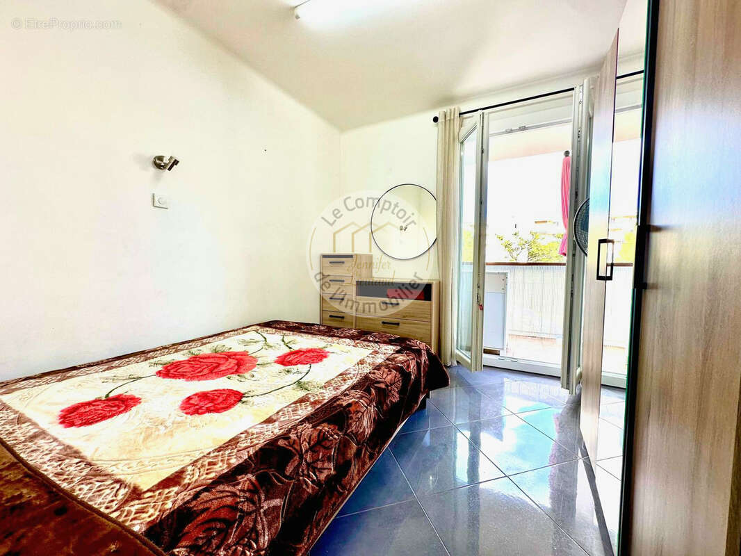 Appartement à MARSEILLE-10E