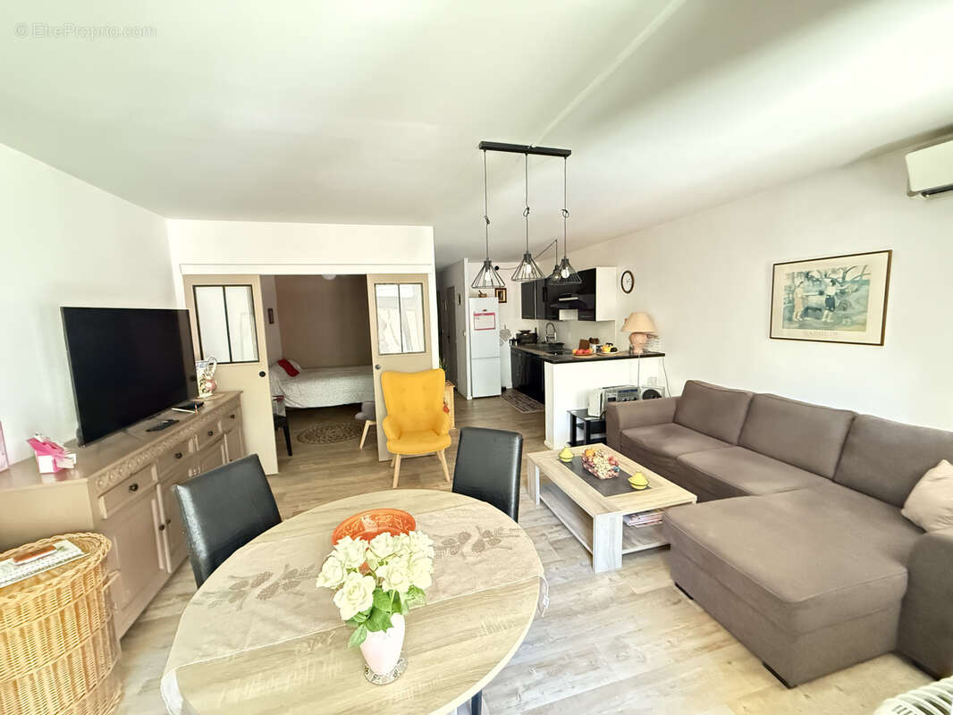Appartement à FREJUS