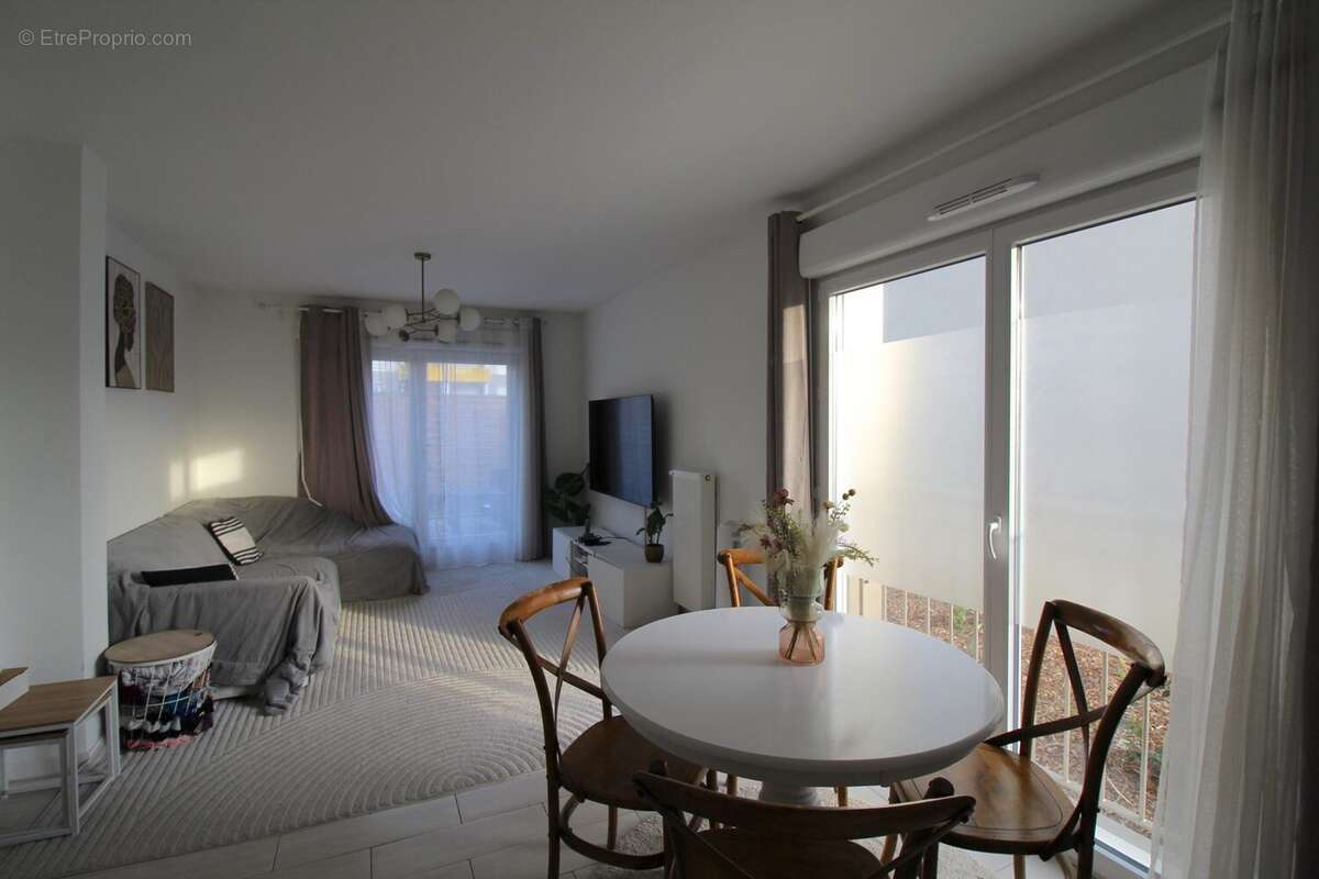 Appartement à CHAMPIGNY-SUR-MARNE