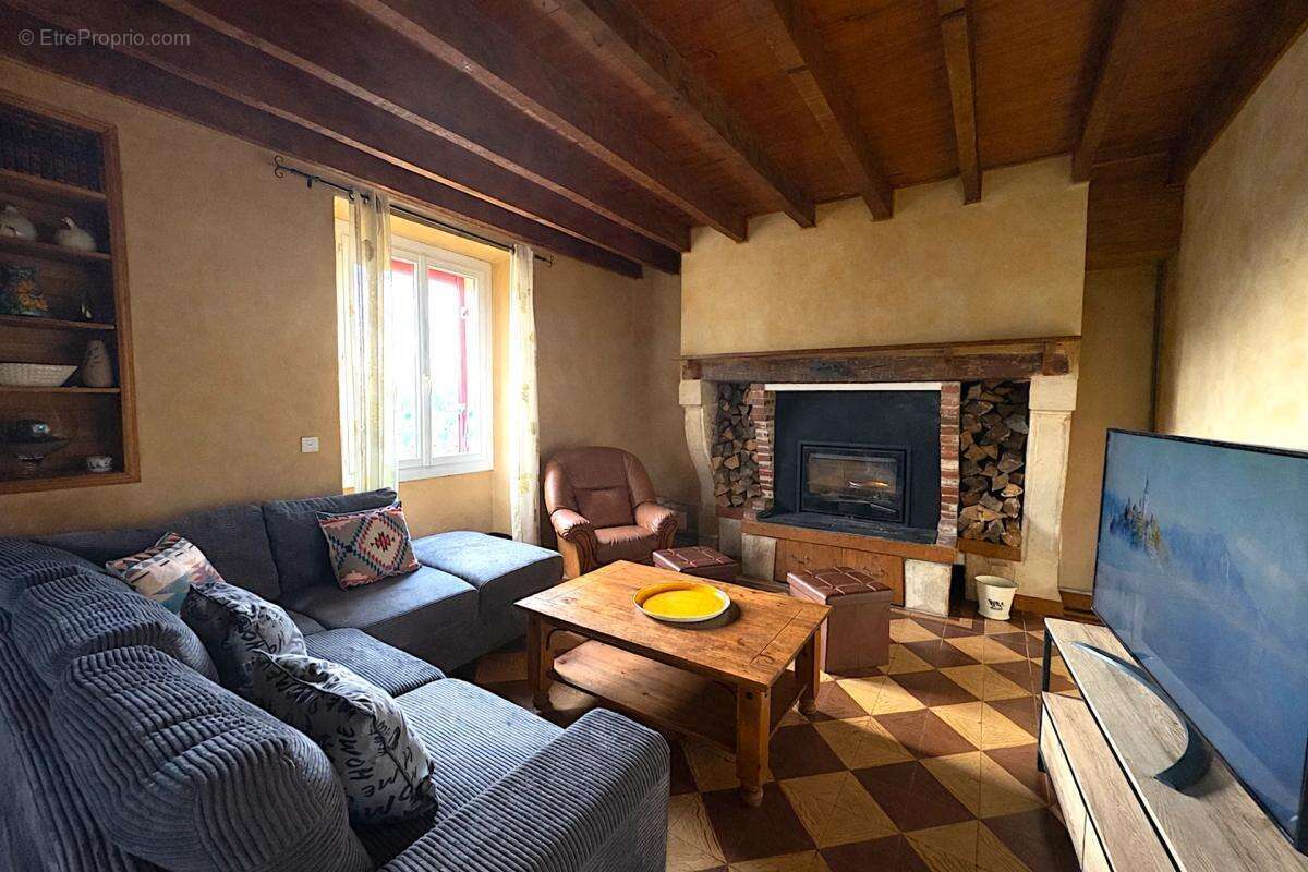 Maison à BAHUS-SOUBIRAN