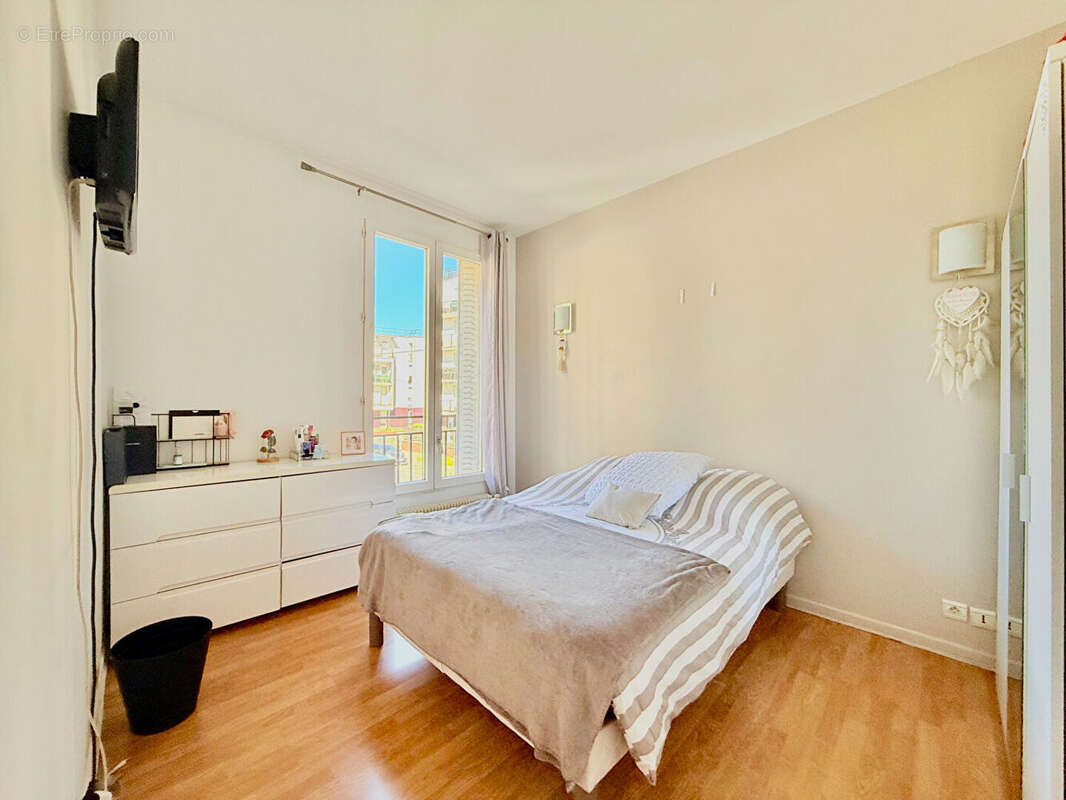 Appartement à IVRY-SUR-SEINE