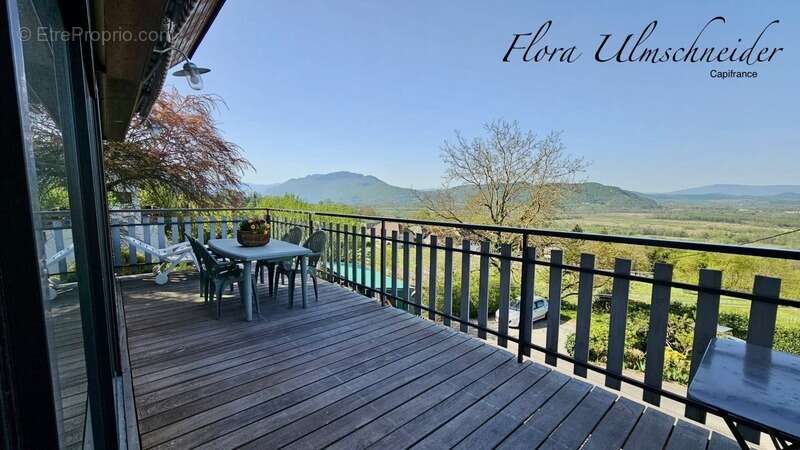 Maison à CHINDRIEUX