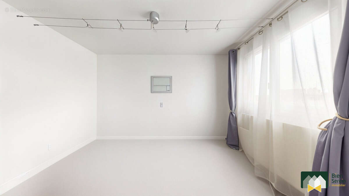 Chambre 1  - Appartement à LUCE