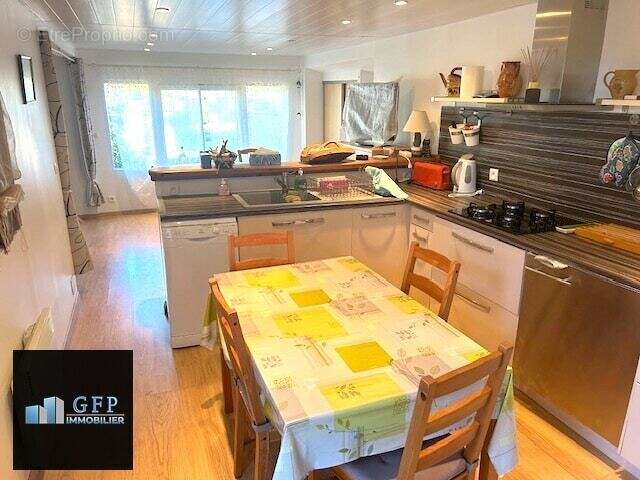 Maison à BORMES-LES-MIMOSAS