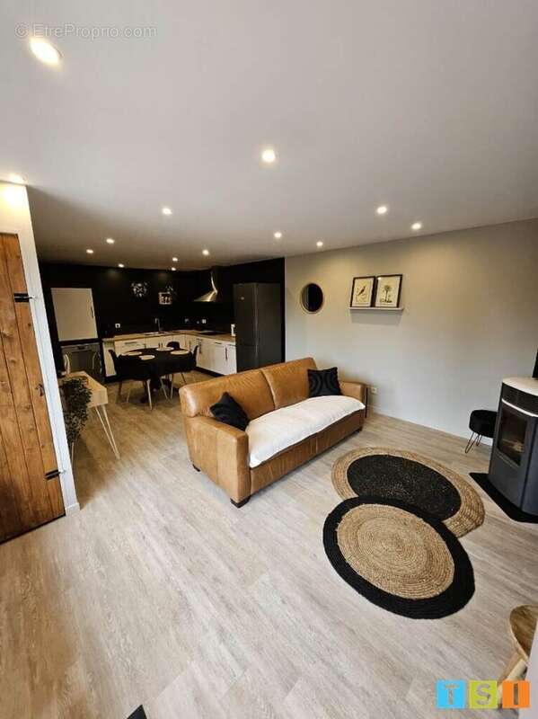 Maison à LOURES-BAROUSSE