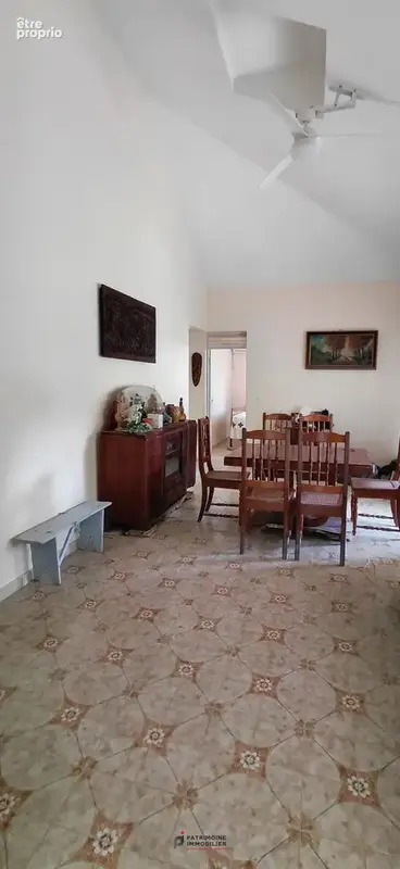 Maison de type t4 + t2 a vendre sur un terrain de 1290 m2 a sainte-rose - photo 8
