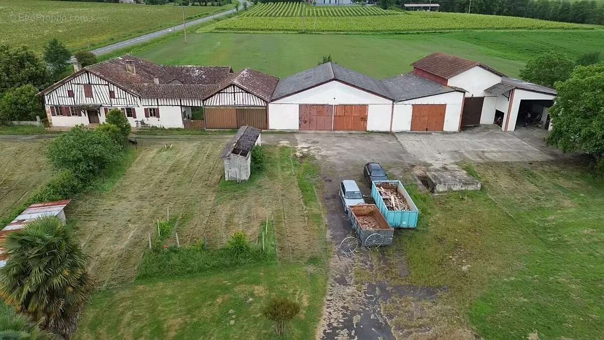 Appartement à LANNE-SOUBIRAN