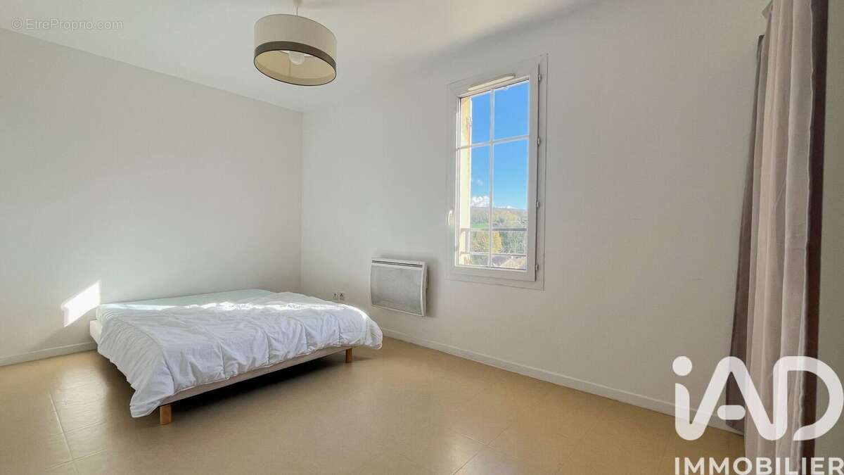 Photo 9 - Appartement à BONNIERES-SUR-SEINE