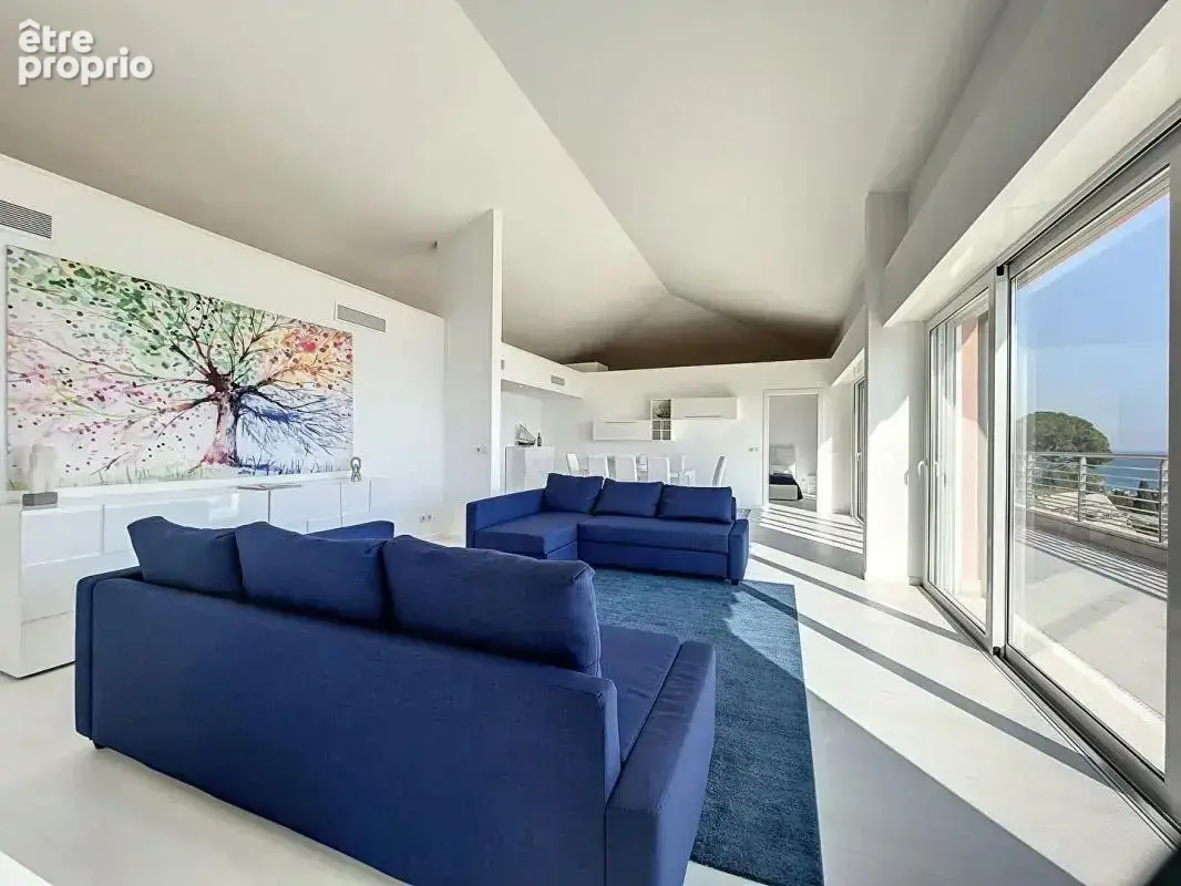 Menton, quartier garavan: 4 pieces de 130 m2 avec terrasse de  50 m2 et vue mer panoramique - photo 2
