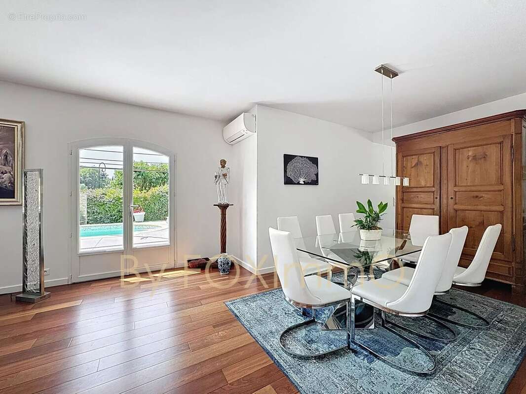 Maison à MONTAUROUX