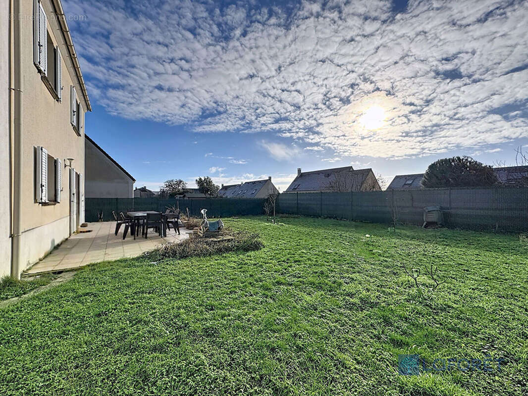 Maison à SAINT-GERMAIN-LES-ARPAJON