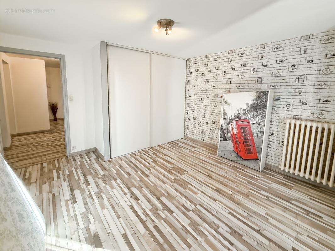 Maison à COULOUNIEIX-CHAMIERS