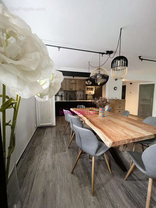 Maison 130 m² à L'isle-Sur-La-Sorgue  - photo 9