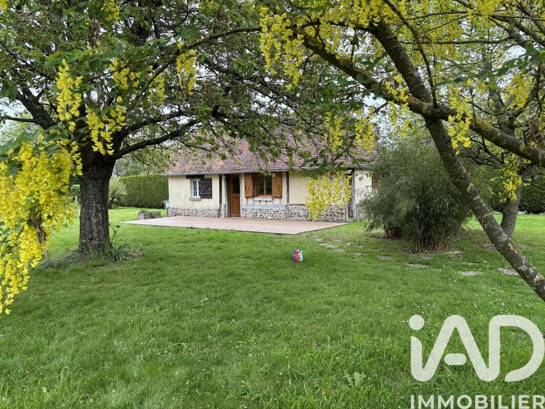 Photo 2 - Maison à LA ROUSSIERE