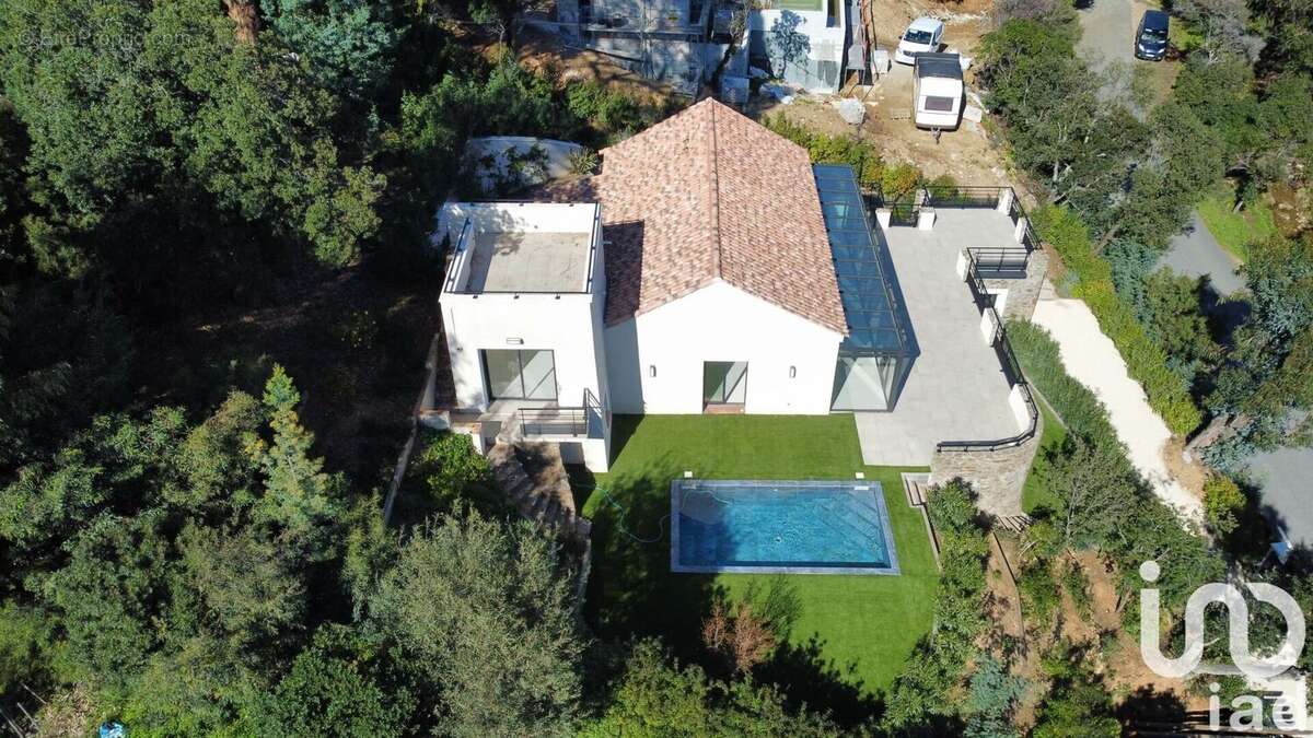 Photo 6 - Maison à LA CROIX-VALMER