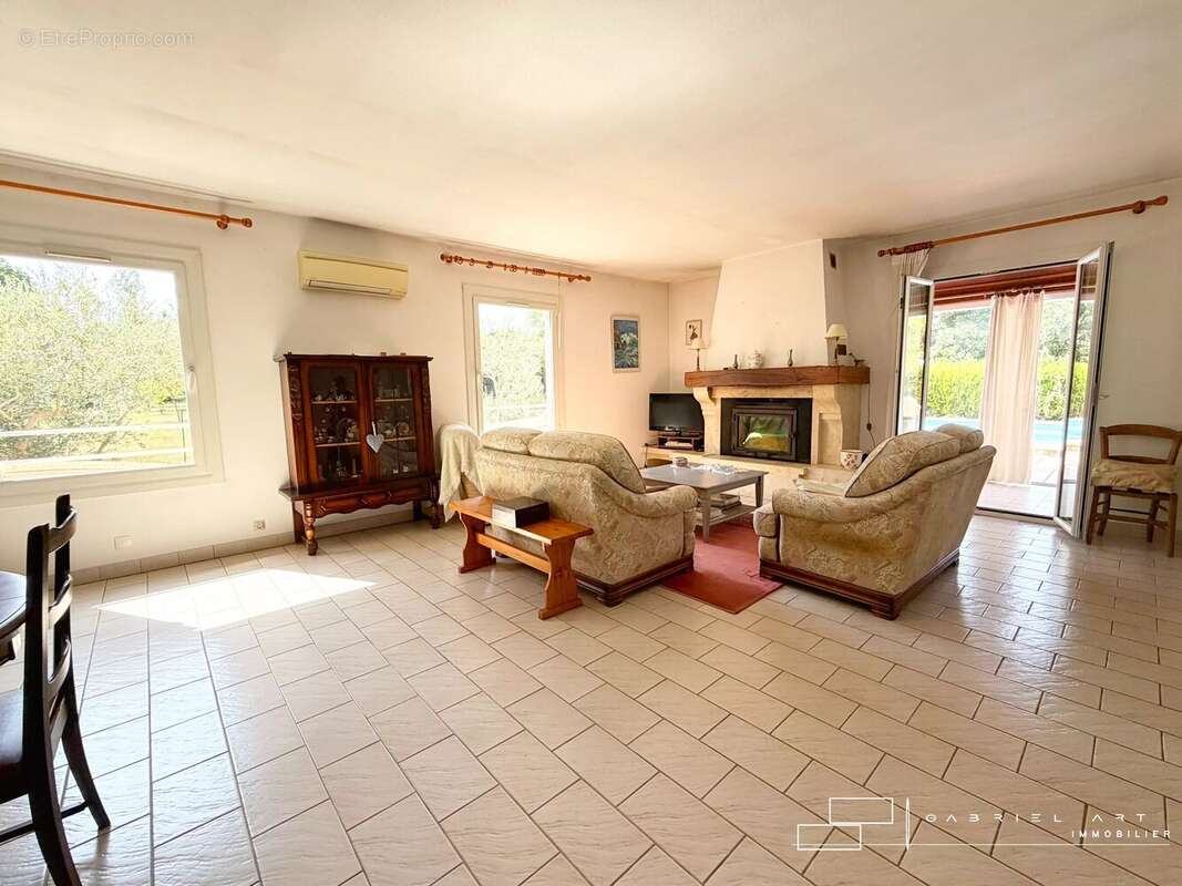 Maison 110 m² à Pavie  - photo 4