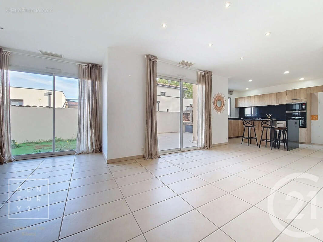 Maison à CORNEILLA-LA-RIVIERE